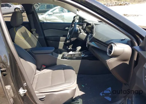 2025 Chevrolet Trax Fwd Activ from USA, damaged, VIN KL77LKEP9SC118912